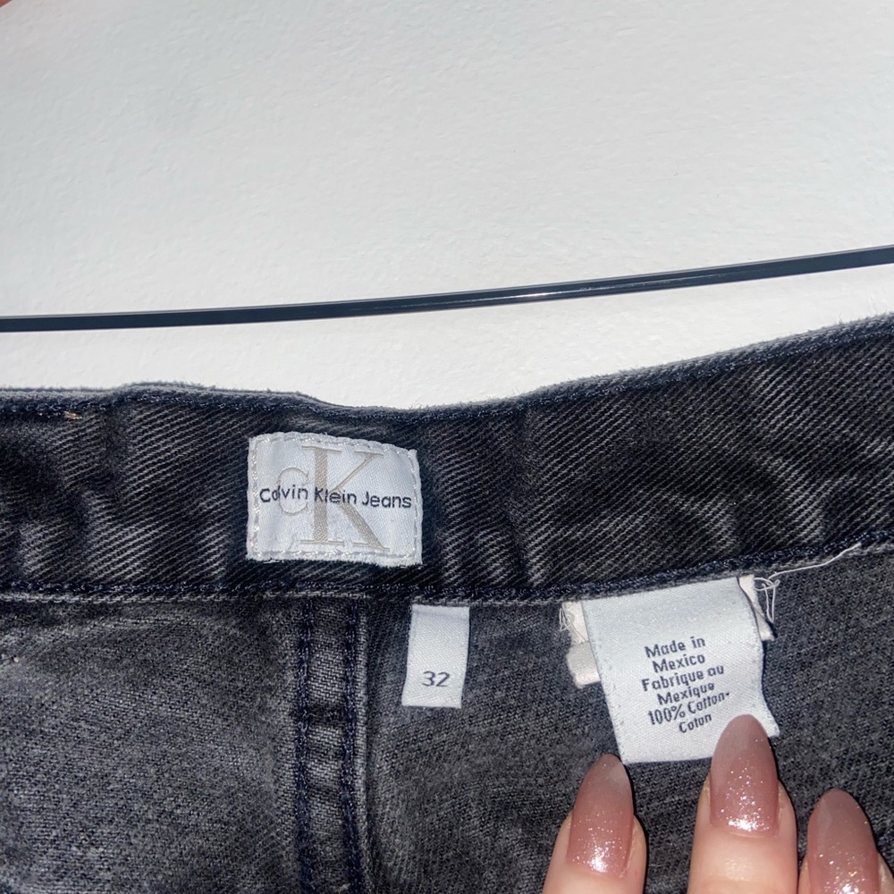 Calvin Klein Jeans - Picture 3 of 7